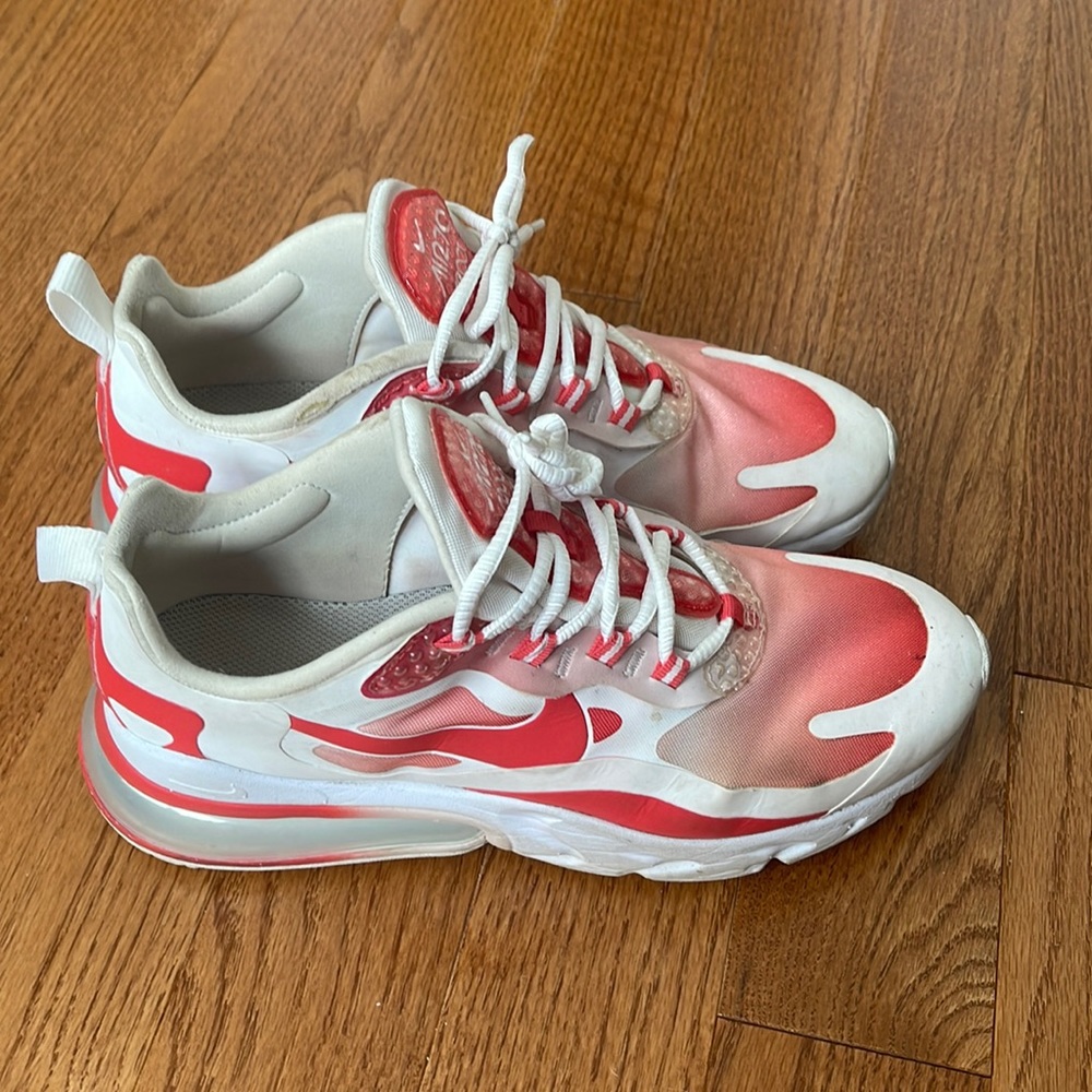 Nike Woman’s air max red and white
